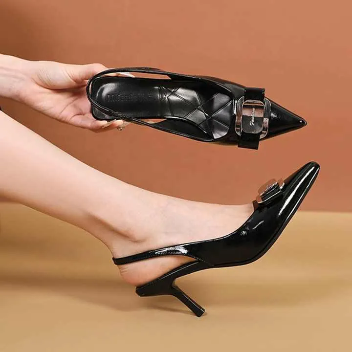 حذاء نسائي بكعب متوسط - Women's medium heel shoes