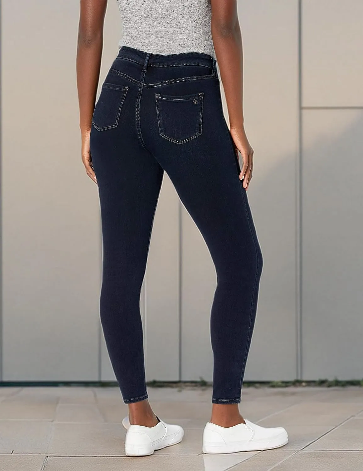 Jessica Simpson Womens Plus Kiss Me Mid-Rise Distressed Skinny Jeans