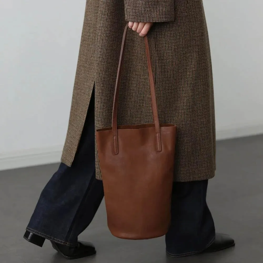 Lazy bucket bag, women's genuine leather shoulder bag, retro minimalist soft leather commuting large capacity