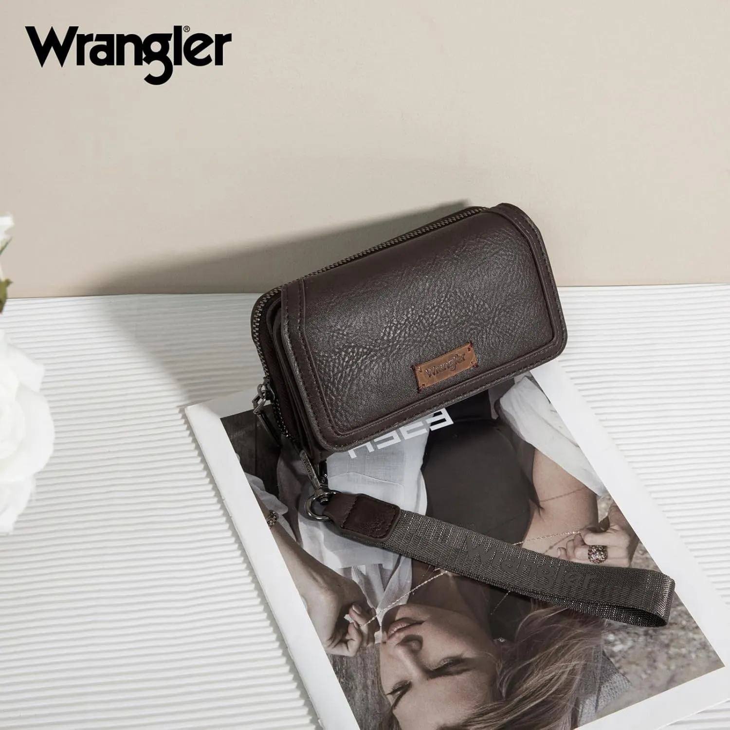 Montana West X Wrangler Wallet Purse for Women Minimalist Wristlet Wallet with RFID Blocking Credit Card Holder