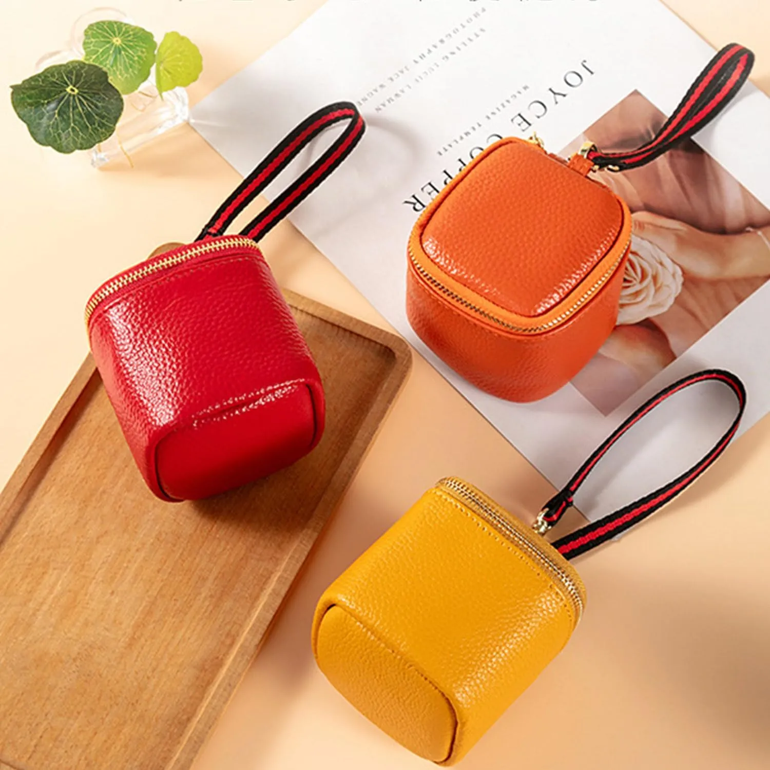 Travel Makeup Bag, Portable Makeup Bag, Mini Makeup Bag, Used For Jewelry, Lipstick, Makeup Box, And Small Item Storage (red)